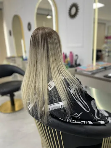 6 - RMO Friseur Salon