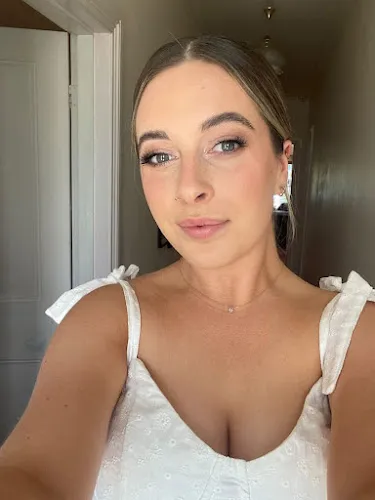 3 - Robyns Hair Studio