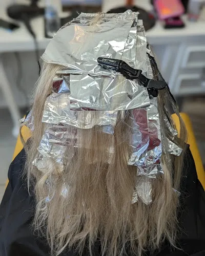 6 - Rochdi Friseursalon