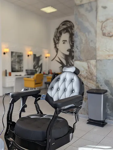 7 - Rochdi Friseursalon