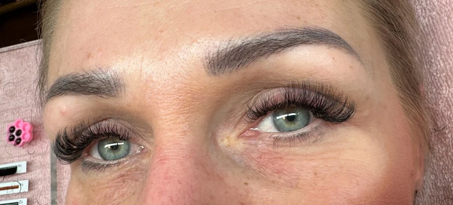 1 - Roj Barbershop Herren und Damen-Friseur