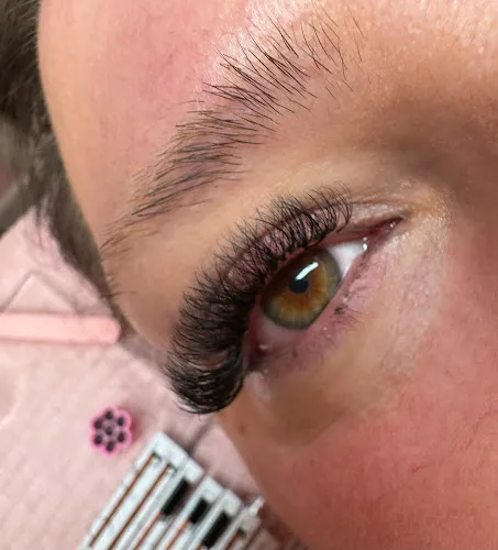 3 - Roj Barbershop Herren und Damen-Friseur