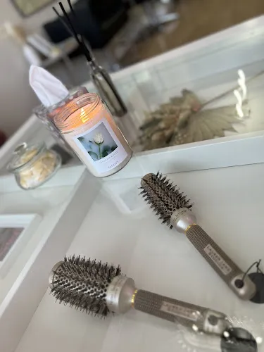 8 - Roley & Co Hair And Beauty Salon