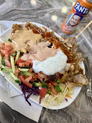 8 - Rollo Kebap&Burgerhaus