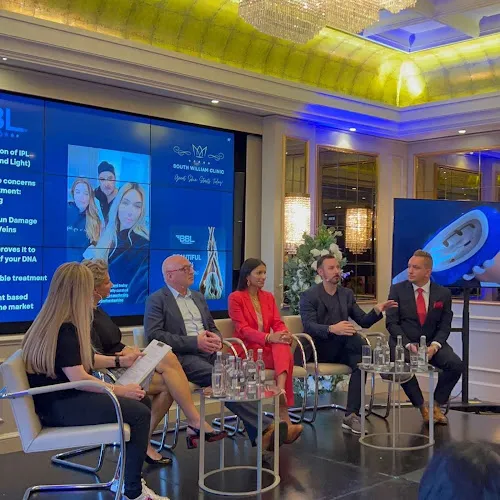 6 - Rose Beauty & Threading Bar