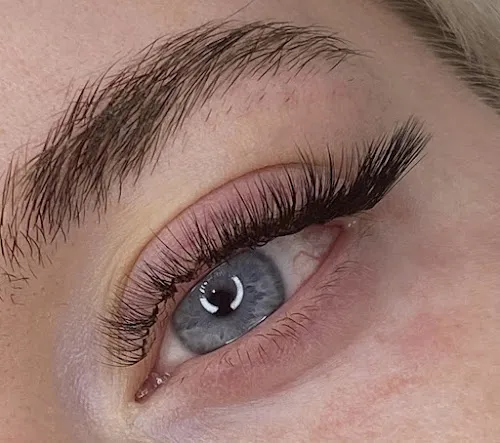 3 - Rose Beauty Salon