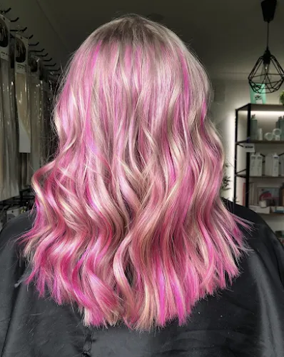 6 - Rose J Lashes and Beauty