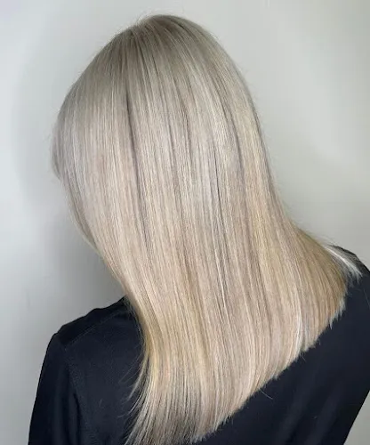 2 - Rose nails and Spa