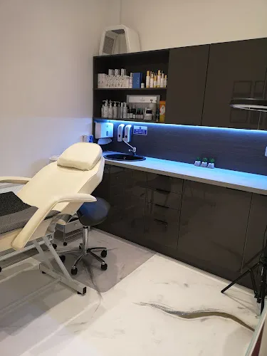 2 - Rosies Hair Studio