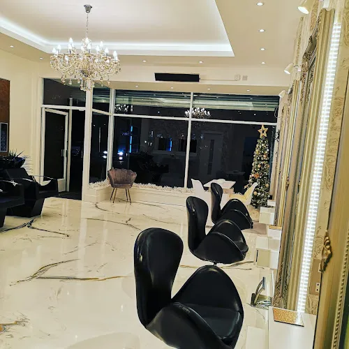 4 - Rosies Hair Studio