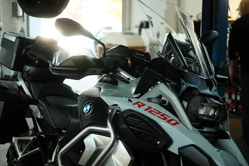 6 - Rost Nutzfahrzeugeservice GmbH