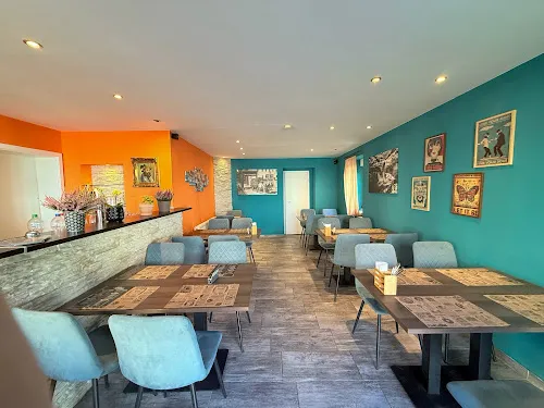 1 - ROYAL CHICKEN & BURGER HOUSE