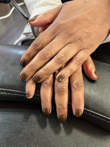 6 - Rs Beauty, Hair & Makeup (ladies only)