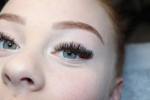 6 - Ruby 6 Hair & Beauty