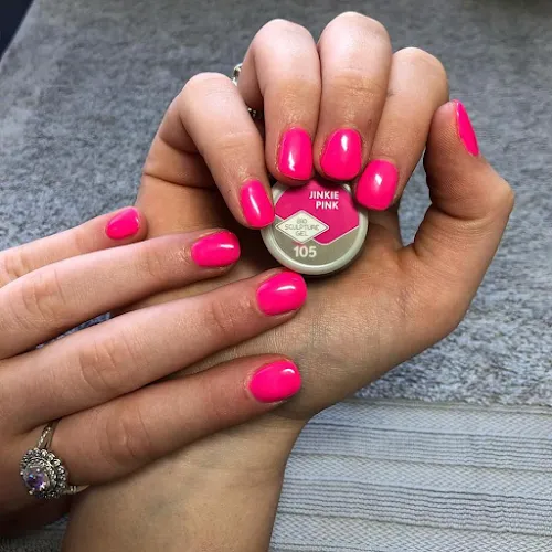 4 - Ruby 6 Hair & Beauty