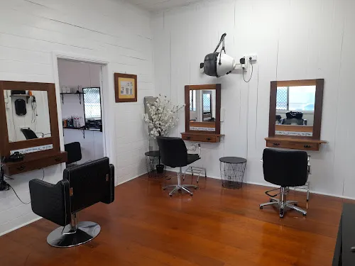 6 - Sadies Hair Shed