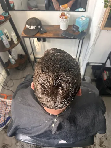 3 - Sahara 7 Hairdressing