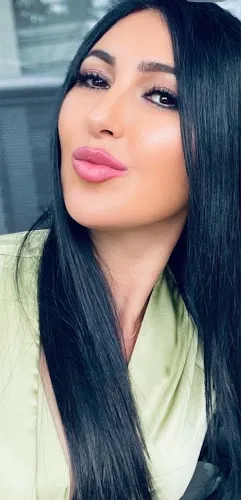 3 - SAJOLIE BEAUTYSALON & ACADEMY