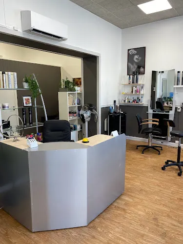 2 - Saks frisørsalong