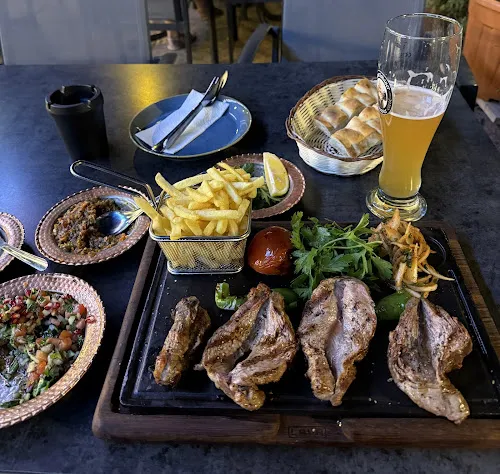 8 - Sallis Kebab & Veggie