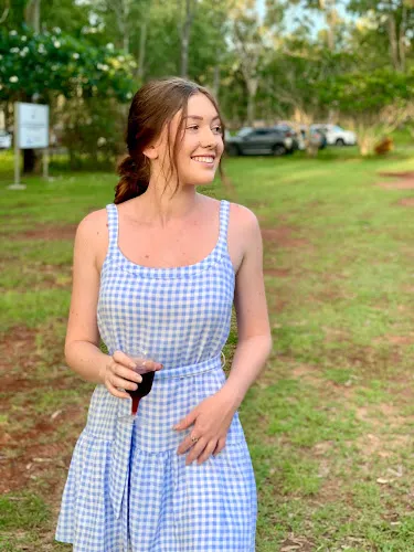 2 - Salon 37 On Walla