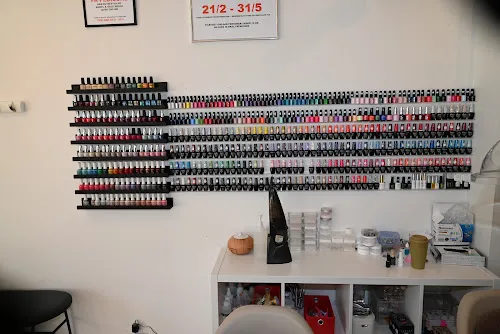 5 - Salon Danjal v/Majid Tartousi