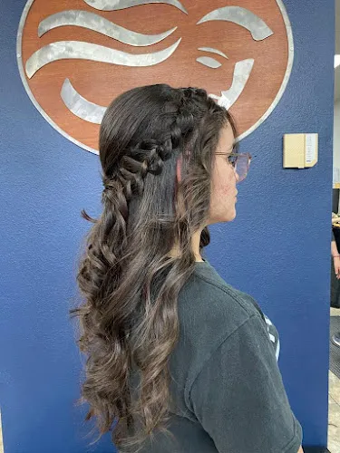 2 - Salon De Belleza Zassy