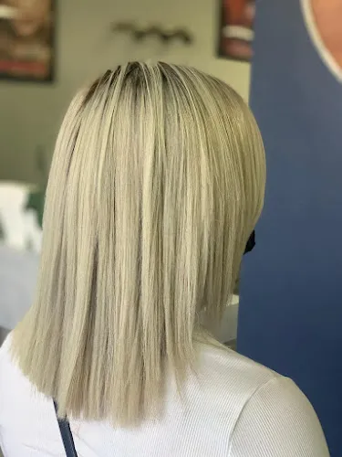 4 - Salon De Belleza Zassy