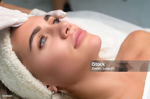 1 - Salon de coiffure Phénomène