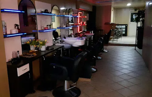 8 - Salon des Herren