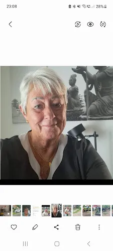 3 - Salon Experience by Niesje