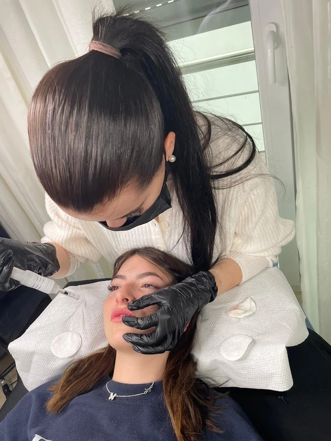 1 - SALON FIRST CLASS FRISEUR GROß-GERAU