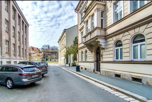 4 - Salon For You Hradec Králové - salon služeb