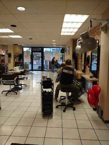 7 - Salon Franco Inh. Marina Rosa Frisör