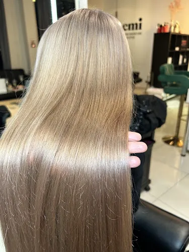 2 - Salon Fryzjerski Mira