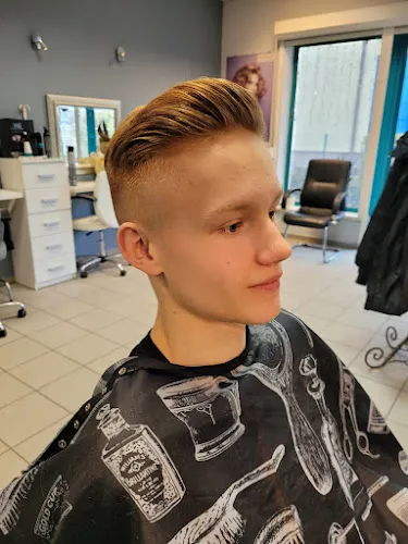 4 - Salon Fryzjerski u Piotra