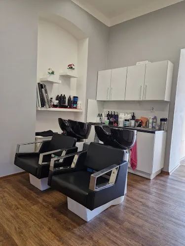 6 - Salon LaKrása Jarošová