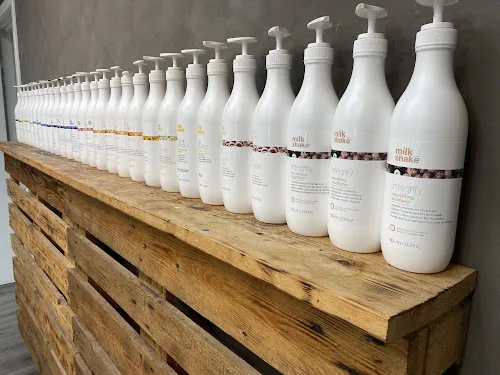 8 - Salon Puk v/Åse B. Jensen