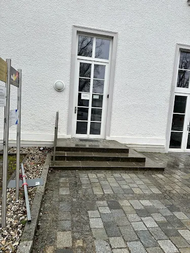 3 - Salon Sylvia Bauder