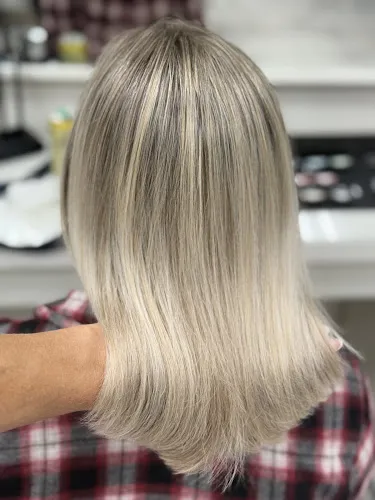 2 - SALON URODY LOOK POZNAŃ