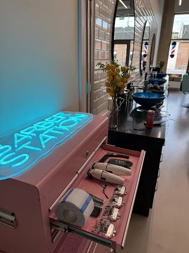 6 - Salong Sax & Fön i Varberg AB