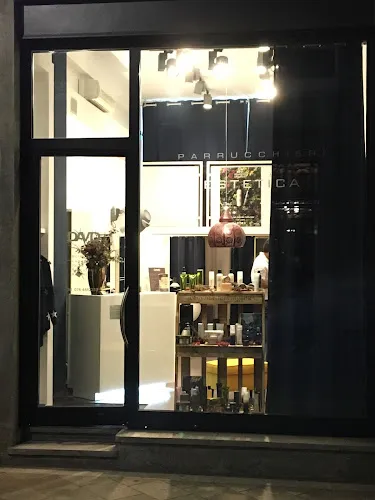 8 - Saloni da parrucchieri Bolle Blu