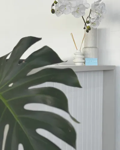 2 - Samira’s Salon