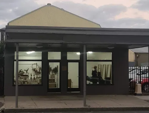 6 - Sams Hair & Beauty Salon