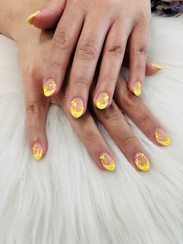 6 - S&H Beauty Nails