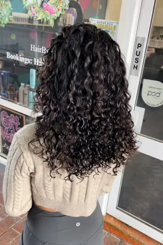 2 - Sapphire Hair by Bentleys