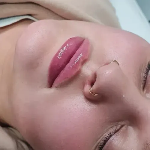 3 - Saviles Hairdressers