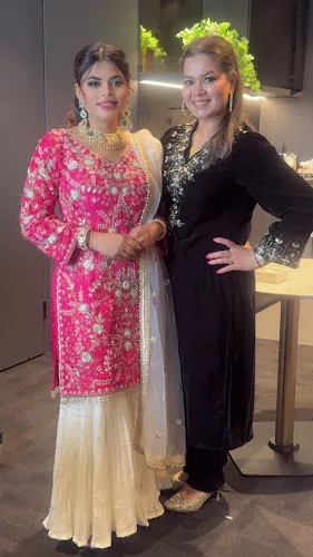 6 - Savi’s beauty and hair services