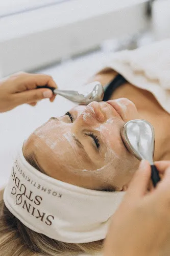 7 - Savoirkosmetik & Academy Dauerhafte Haarentfernung Nur für Frauen