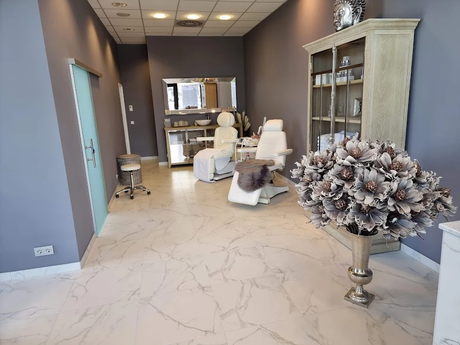 1 - SB COSMETIC&VISAGISTIC